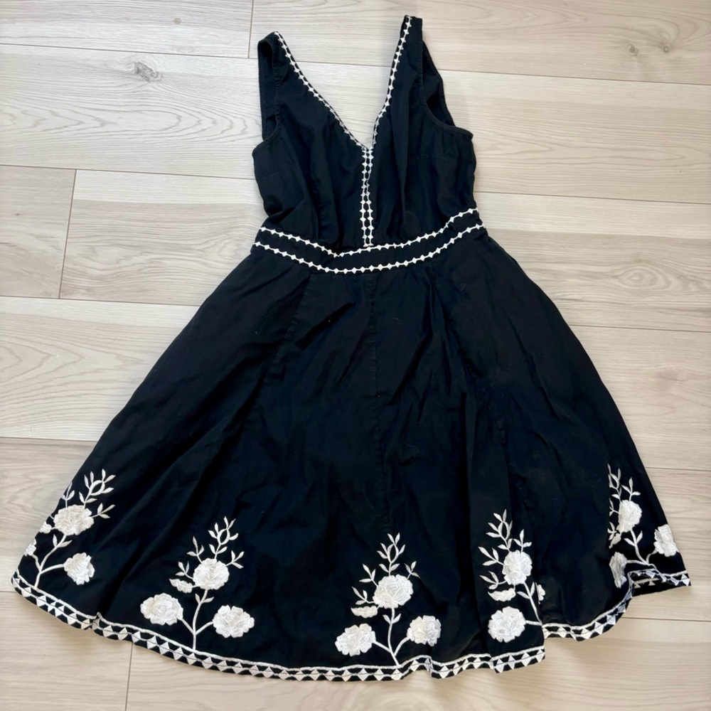 Eshakti Black Floral Dress